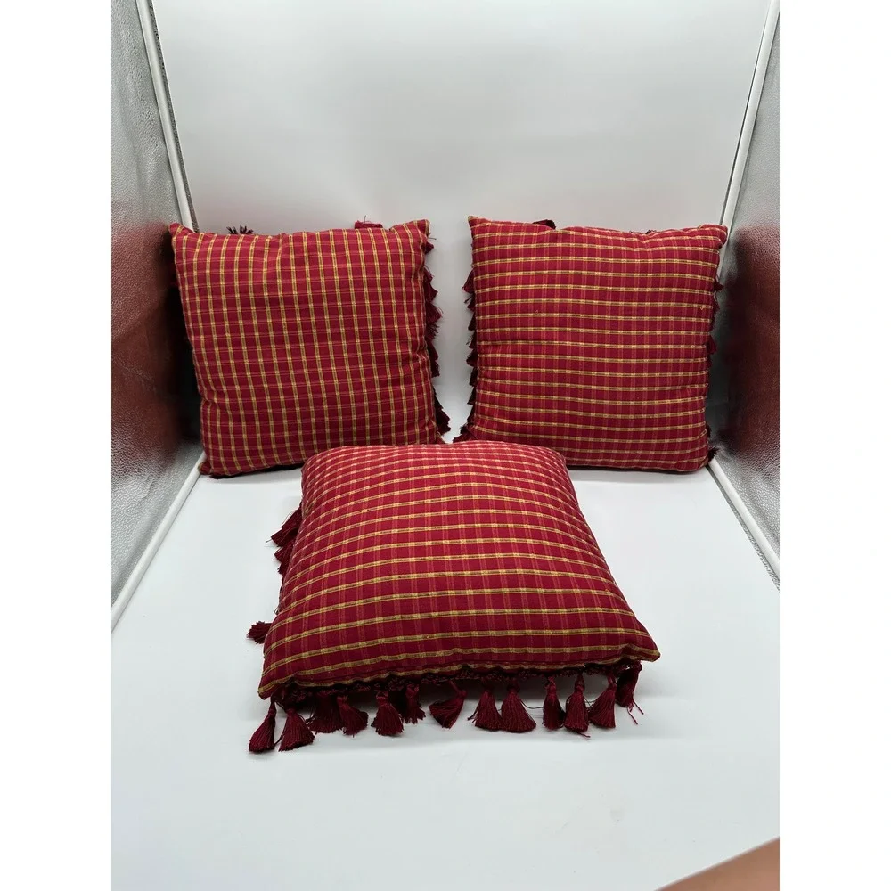 Set of 3 Christmas Poinsettia Needlepoint Throw Pillows Red Plaid Tassel Trim